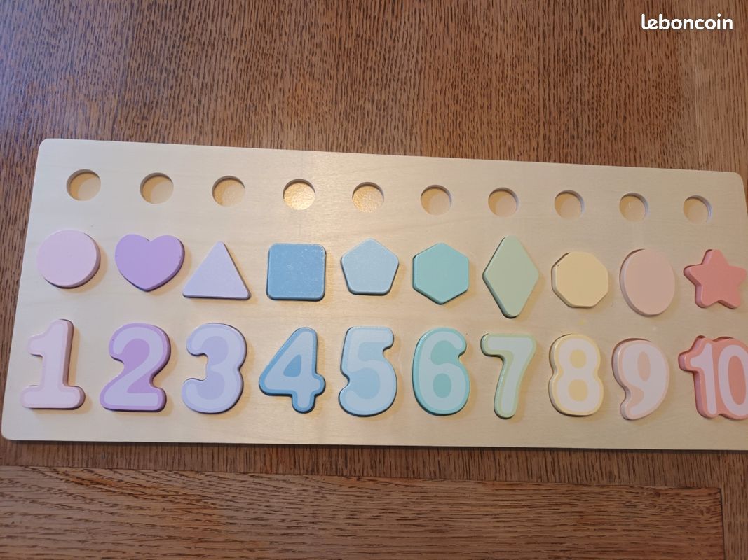 Jeu en bois chiffres/formes (image 2)