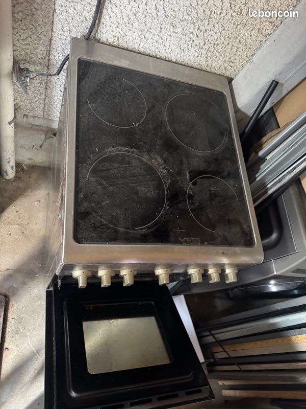 Cuisinière (image 1)