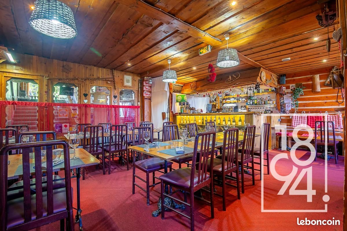 Commerce restaurant 61 m² - Bureaux & Commerces