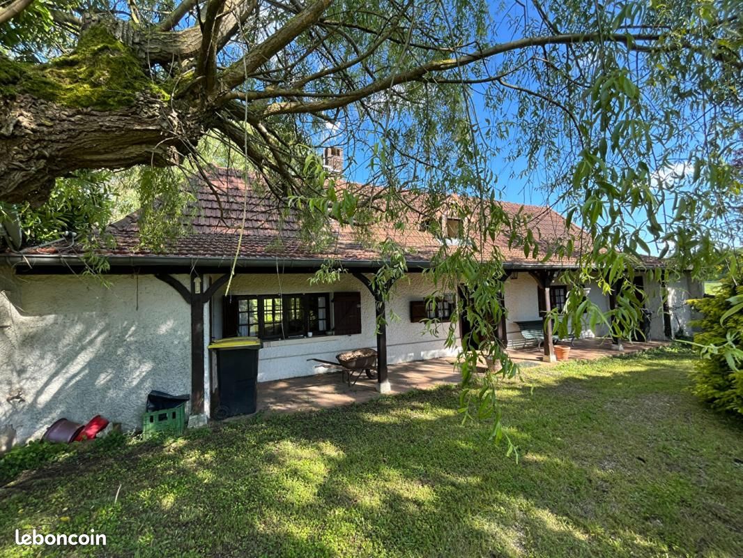 Maison 5 pièces 83 m² · à Louhans · 83 m² · 110 000 €