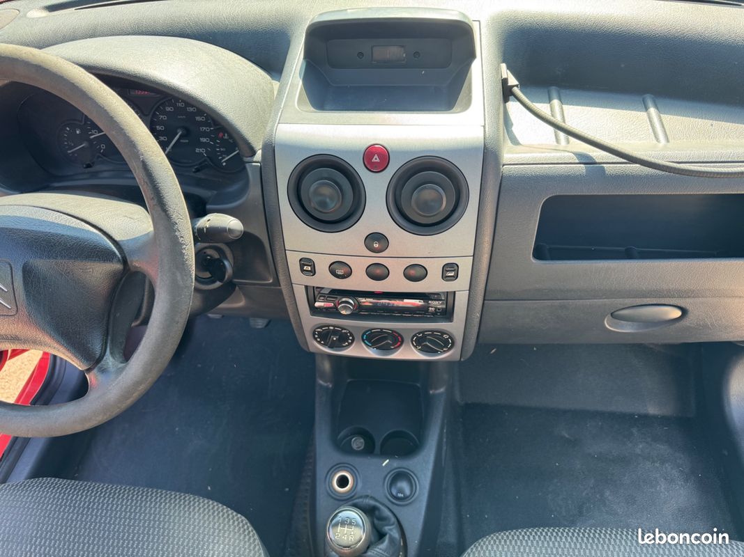 Citroen berlingo vu 1.6 hdi - distribution neuve (image 8)