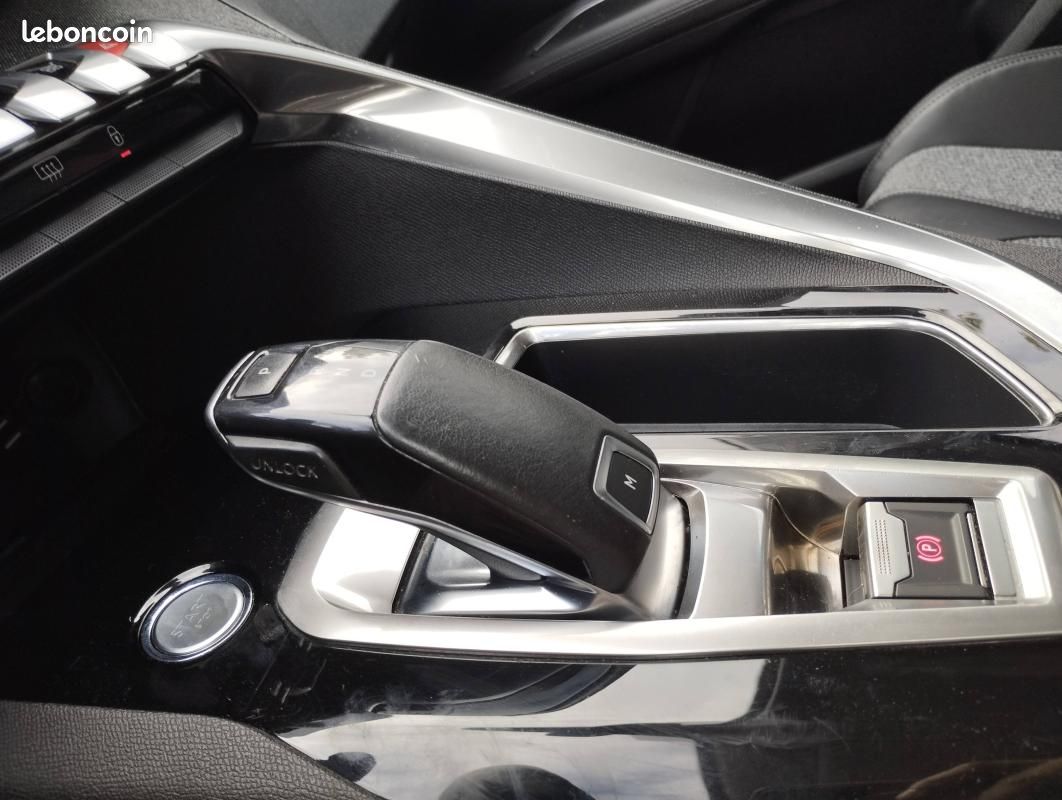 Peugeot 3008 II 1.5 BlueHDi 130ch Allure S&S EAT8 (image 9)