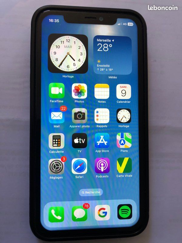 IPhone 11 (image 2)