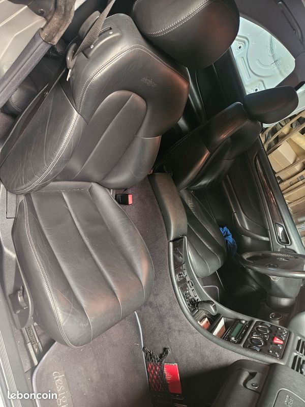 Voiture MERCEDES (image 3)