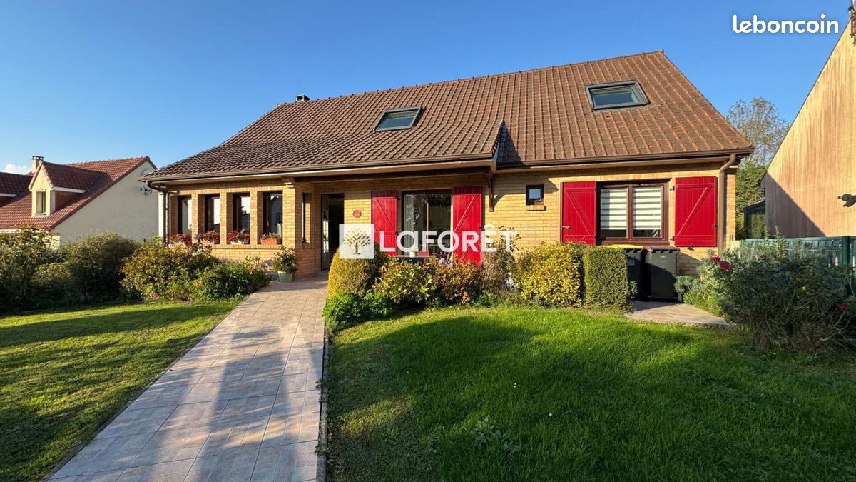 Maison 7 pièces 155 m² · à Ferques · 155 m² · 316 500 €
