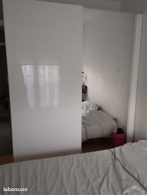 Armoire laquée Blanc avec miroir (image 1)
