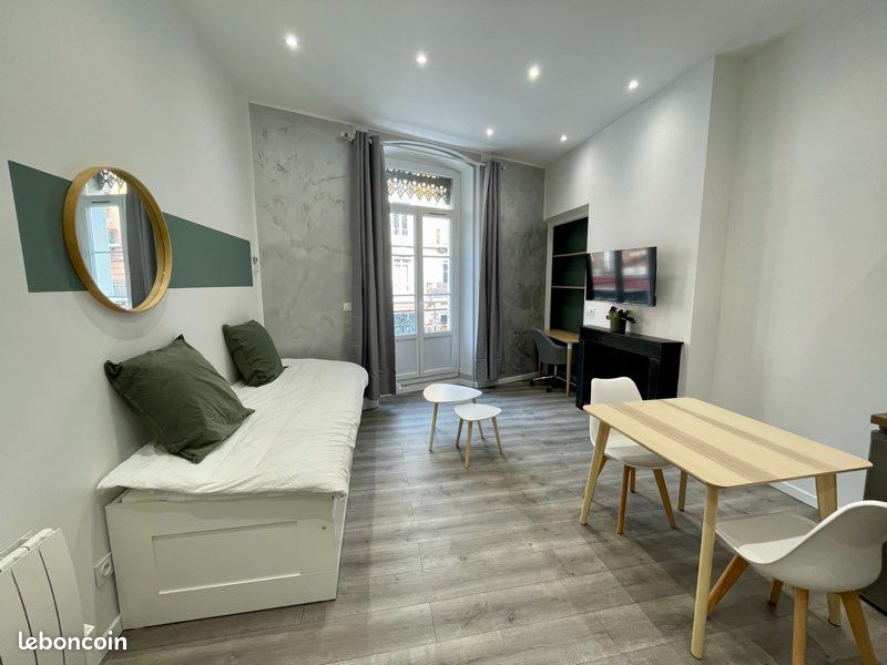 Appartement 1 pièce 27 m² · à Grenoble · 27 m² · 605 €