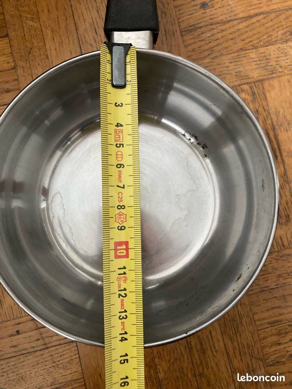 Wok, moule à gâteau, poêle , casserole (image 3)