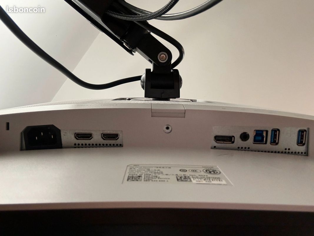 Dell S3221QS 32 pouces Monitor 4K UHD (3840 x 2160) (image 7)