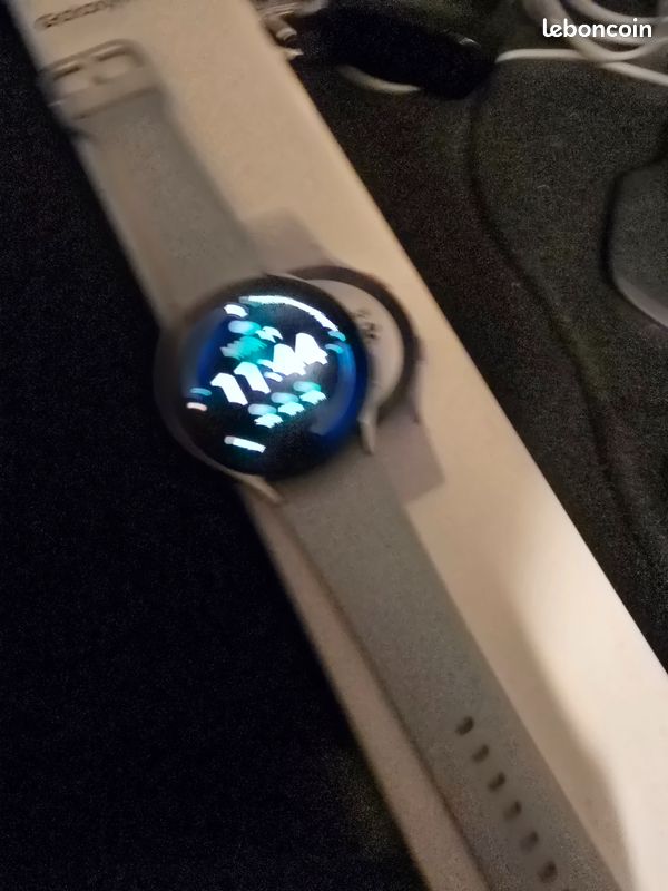 Montre connectée Samsung Galaxy Watch 4 blanche (image 3)