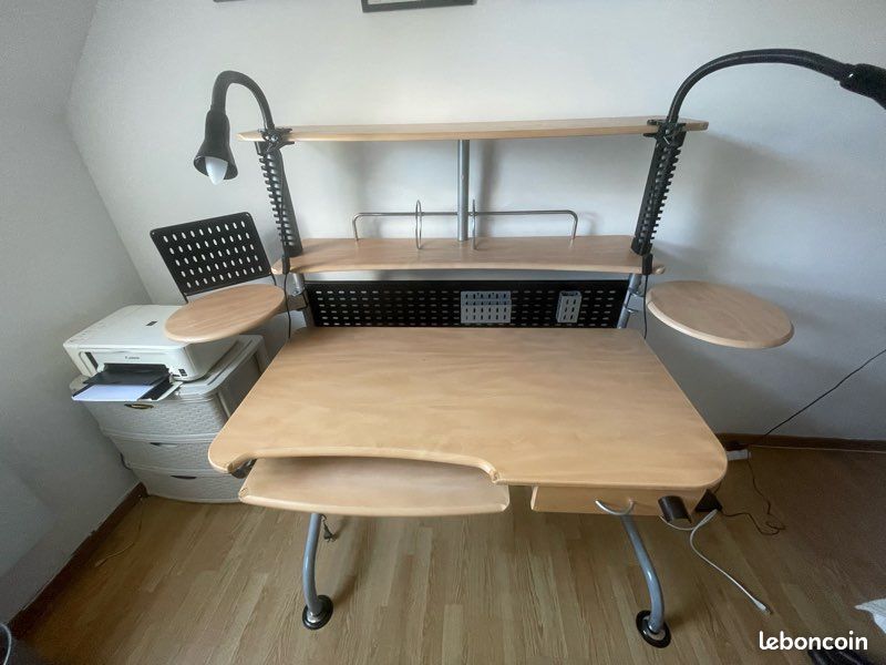 Bureau informatique – très robuste – multi-étagères (image 1)