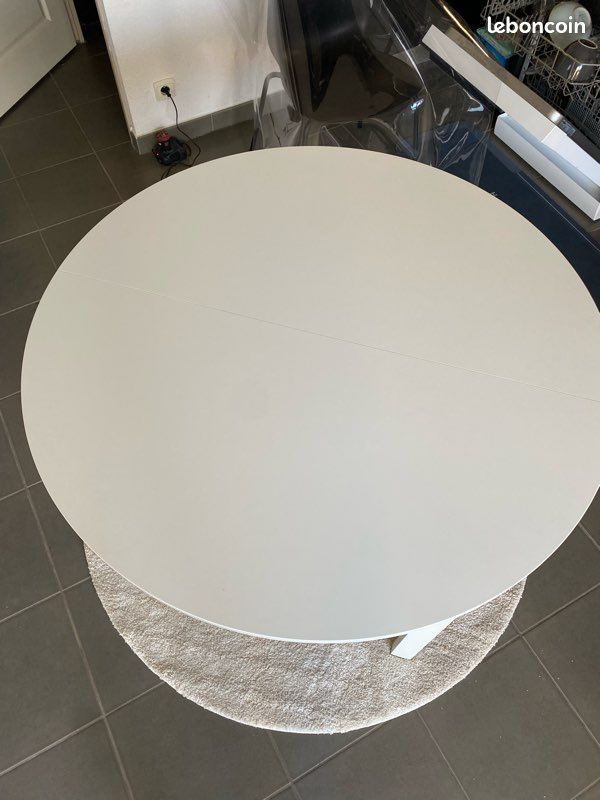 Table ronde 4 personnes (image 2)