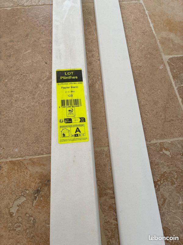 Lot 6 plinthes blanche (image 1)