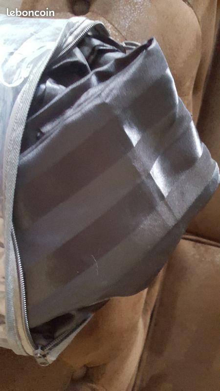 Housse de duvet et housses de coussins, jamais utilisé (image 1)