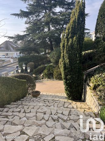 https://img.leboncoin.fr/api/v1/lbcpb1/images/39/da/56/39da56ae5f55d1e9c627d174c4db1ae04ccfe426.jpg?rule=ad-image