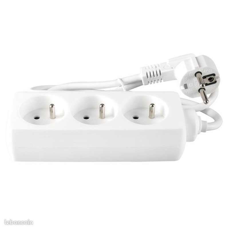 Multiprises - Rallonge - Bloc de 3 prises électriques - 16 A - Avec sécurité enfant (image 1)
