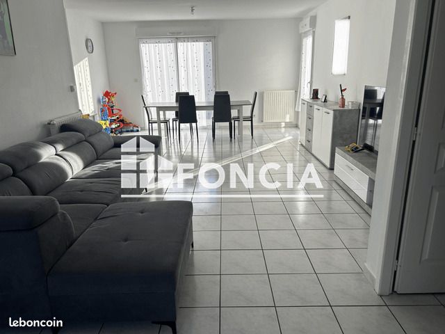 Maison 4 pièces 90 m² · à Niort · 90 m² · 800 €