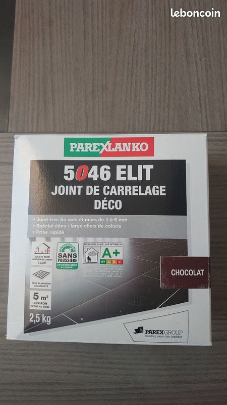 Joint de carrelage parexlanko neuf, couleur chocolat (image 1)