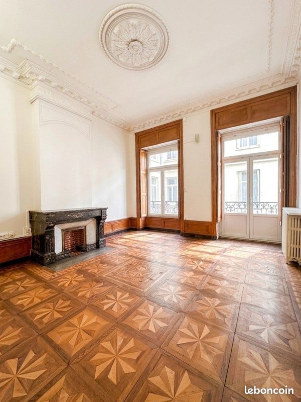 Appartement 4 pièces 133 m² · à Saint-Étienne · 133 m² · 920 €/mois