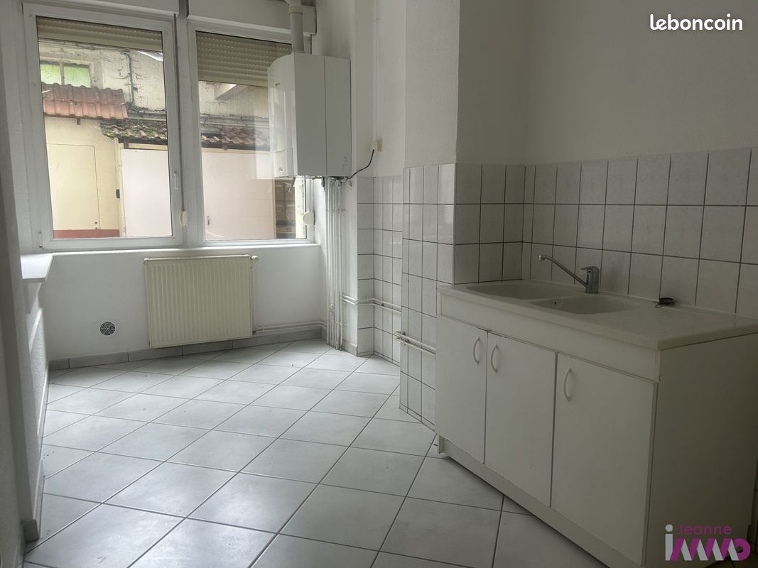 Appartement 5 pièces 125 m² · à Belfort · 125 m² · 144 000 €