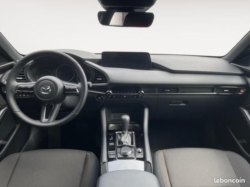 Mazda Mazda 3 2.0 e-SKYACTIV-X M-Hybrid 186ch Centre Line BVA 2025 (image 11)