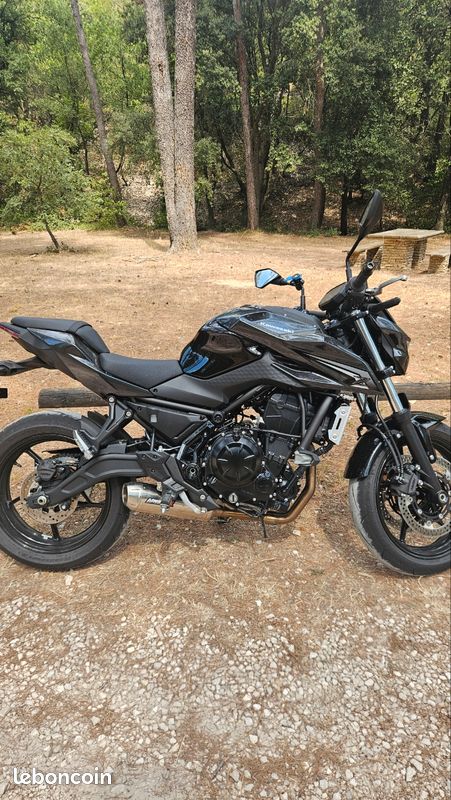Ligne d'échappement complète Z650 (image 4)