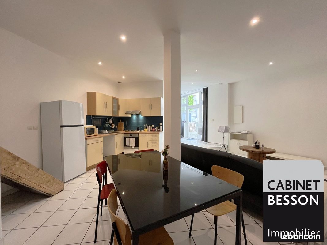 Appartement 2 pièces 56 m² · à Grenoble · 56 m² · 135 000 €