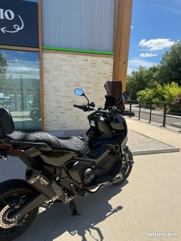 Xadv 750 (image 2)