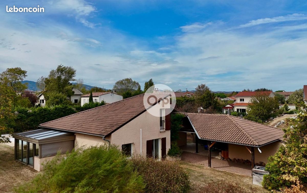 Maison 5 pièces 166 m² · à Beauvallon · 166 m² · 489 000 €