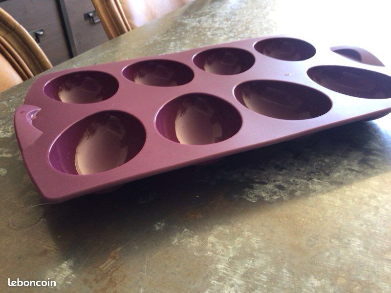 TUPPERWARE MOULE 6 Coeurs Silicone Pourpre EUR 15,00 - FR