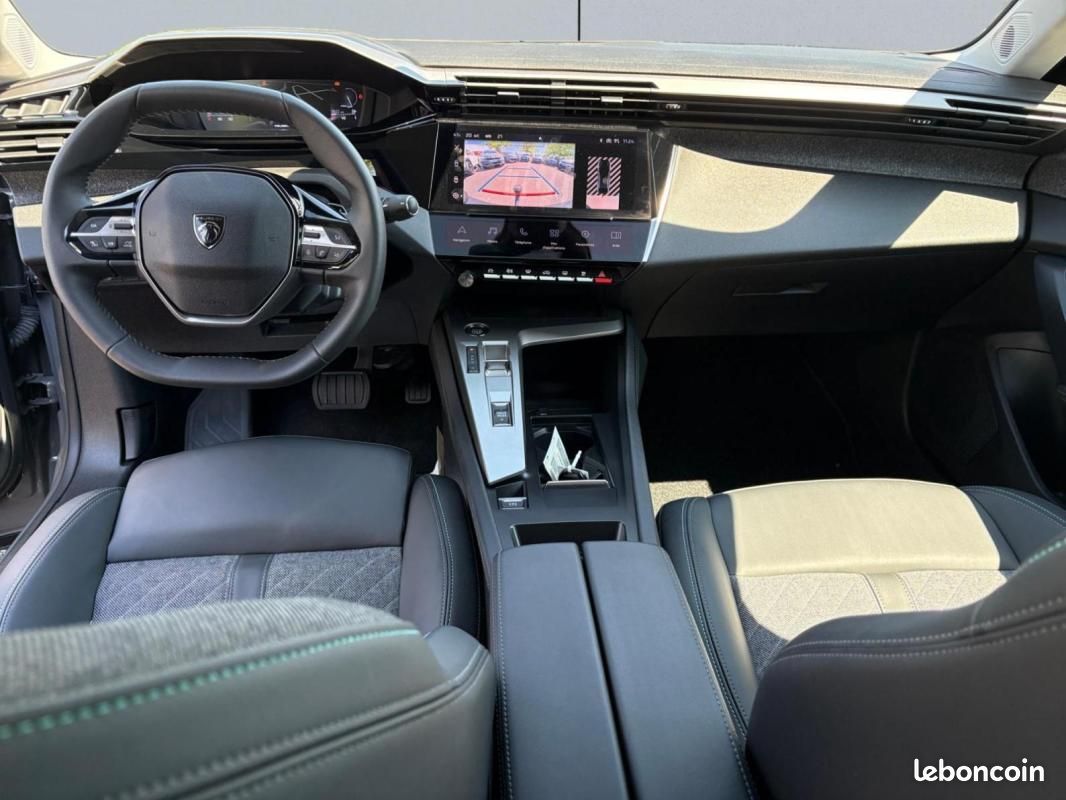 Peugeot 408 PureTech 130 ch S&S EAT8 Allure Pack (image 12)