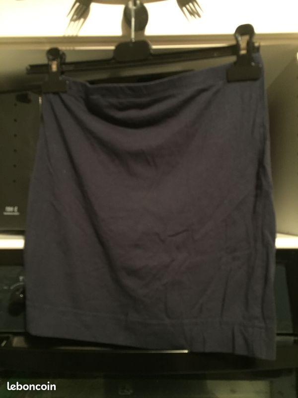 Jupe marine basic H&M taille 36 (image 2)