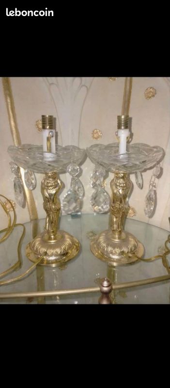 Paire de lampes de table femmes dorées laiton portant coupelles verres transparent luminaire lumière lustre vintage (image 2)