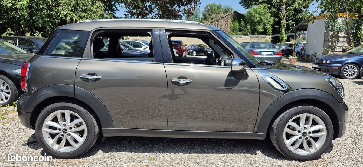 Tres belle mini countryman cooper 122 ch automatique 2012 seulement 97 000 km cuir regulateur xenon carnet entretien 10 990 (image 3)