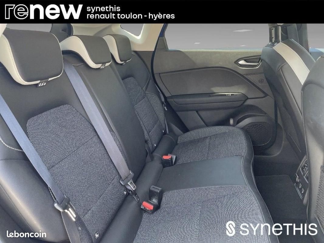 Renault Captur E-Tech 145 - 21 Intens (image 8)