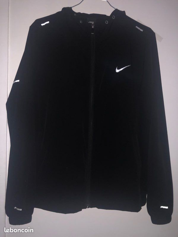 Veste nike (prix négociable) (image 3)