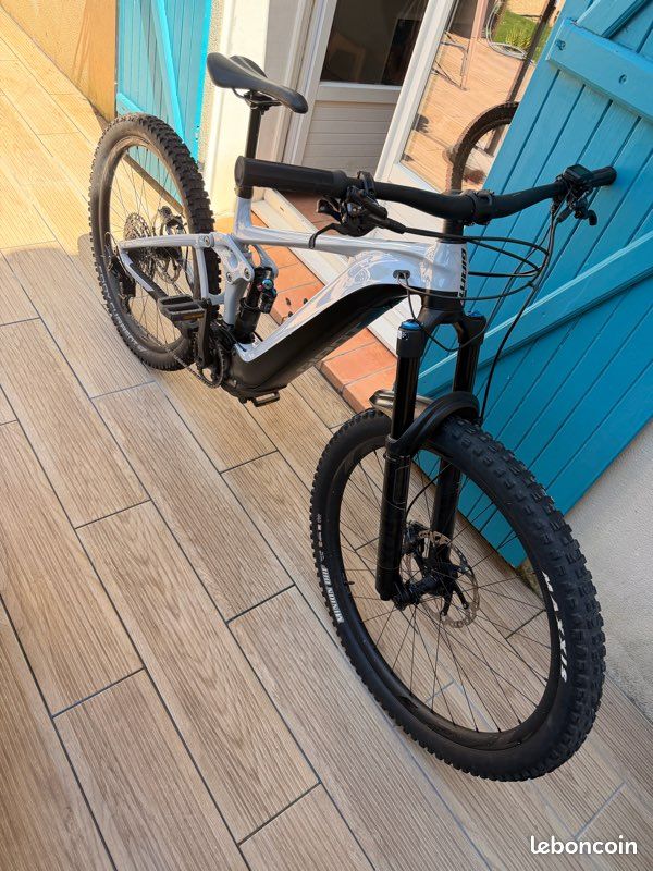 VTT électrique giant reign e+ 1 pro max (image 1)