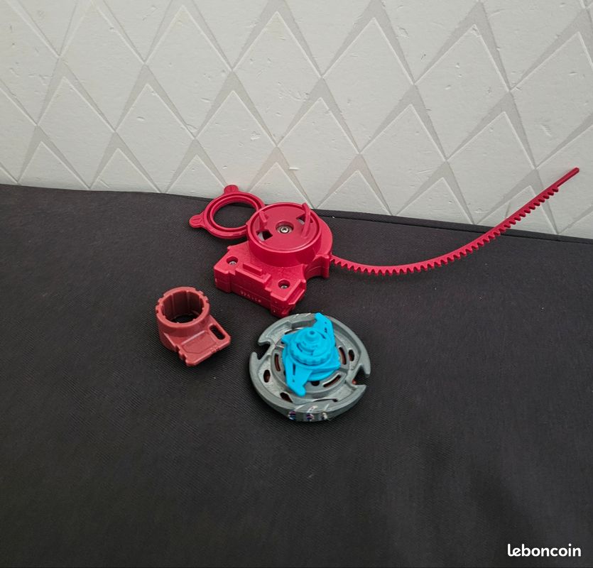 Toupie - Beyblade Métal Masters Flame Byxis Et Son Lanceur - Toupie