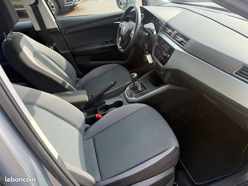 Seat Arona 1.6 TDI 95 Style Business Carplay Régul Clim auto (image 13)