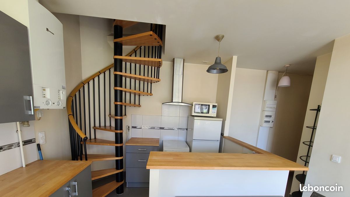 Appartement 2 pièces 40 m² · à Toulon · 40 m² · 698 €/mois