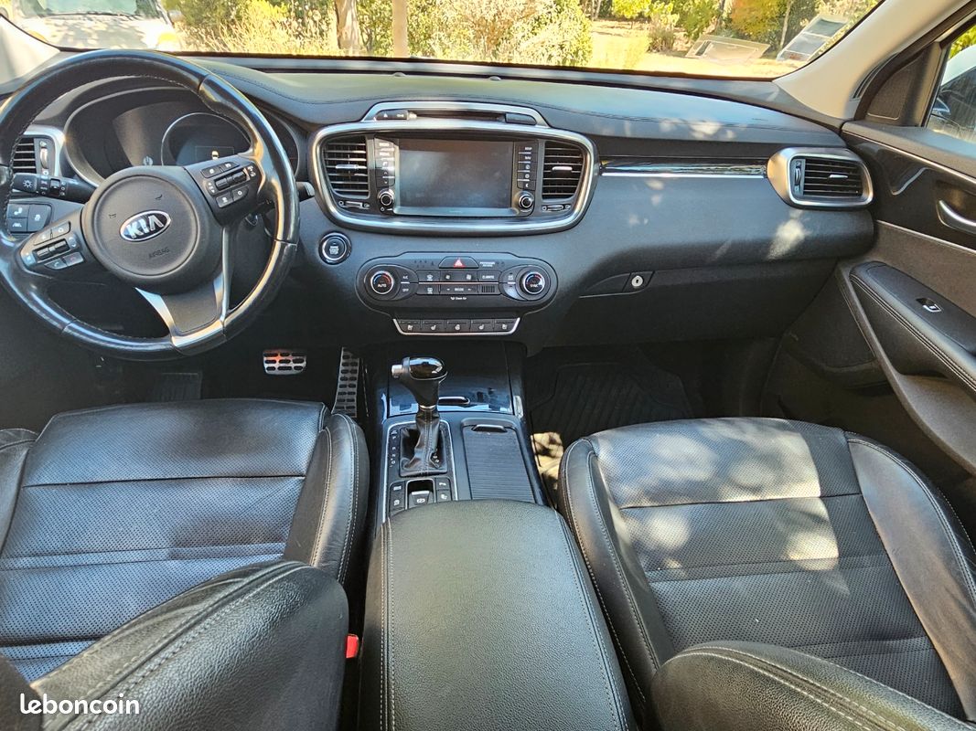 Kia Sorento (image 3)