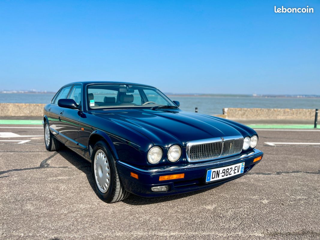 Jaguar XJ 3.2L 1996 (image 1)