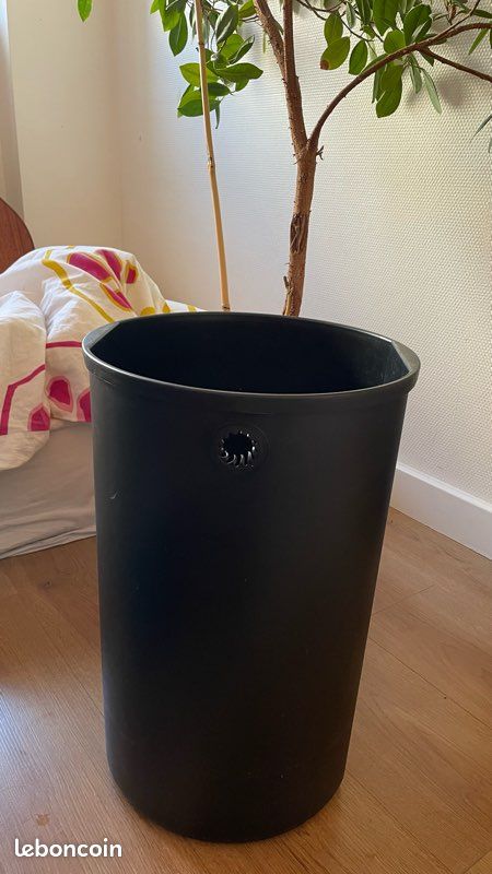 Poubelle à Pédale Wesco Base Plus - Noir - 30L ? - Pour Salle De Bain Ou Cuisine