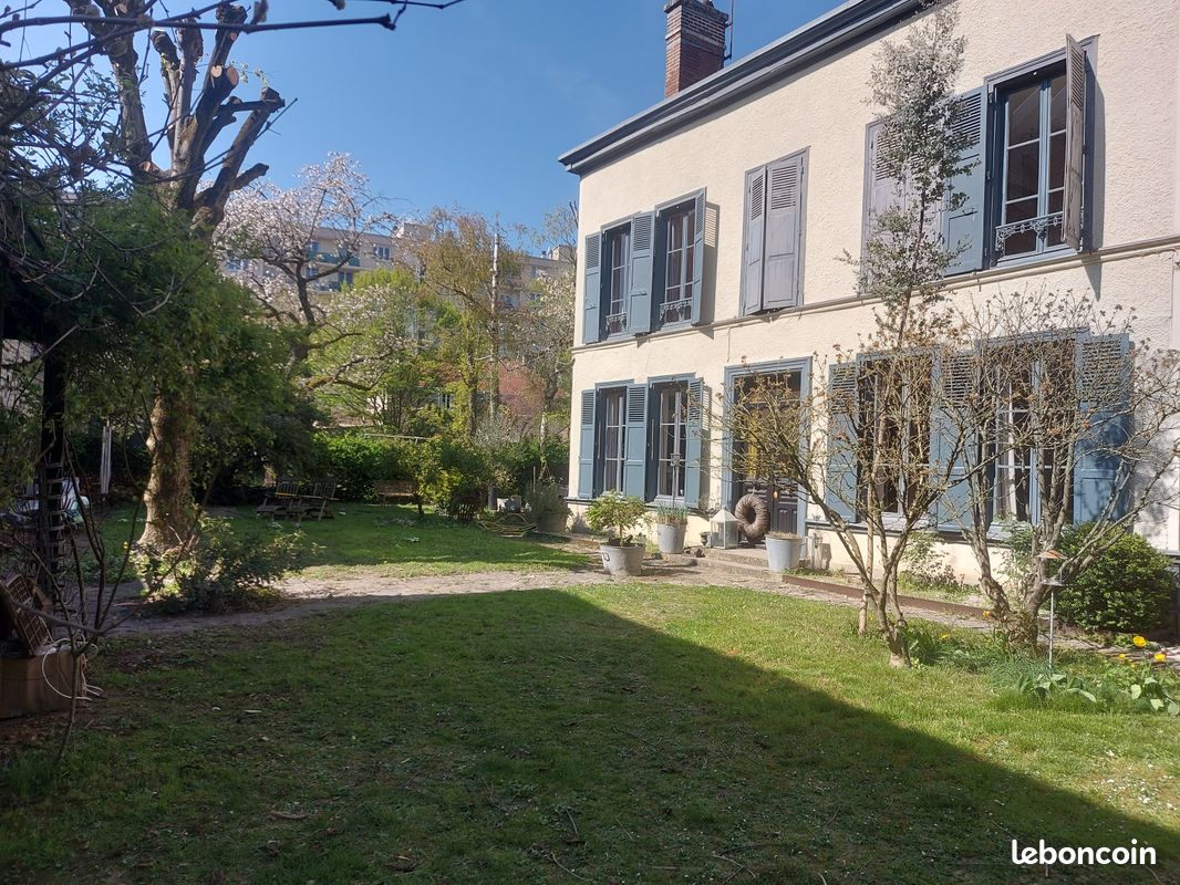 Maison 9 pièces 200 m² · à Troyes · 200 m² · 440 000 €