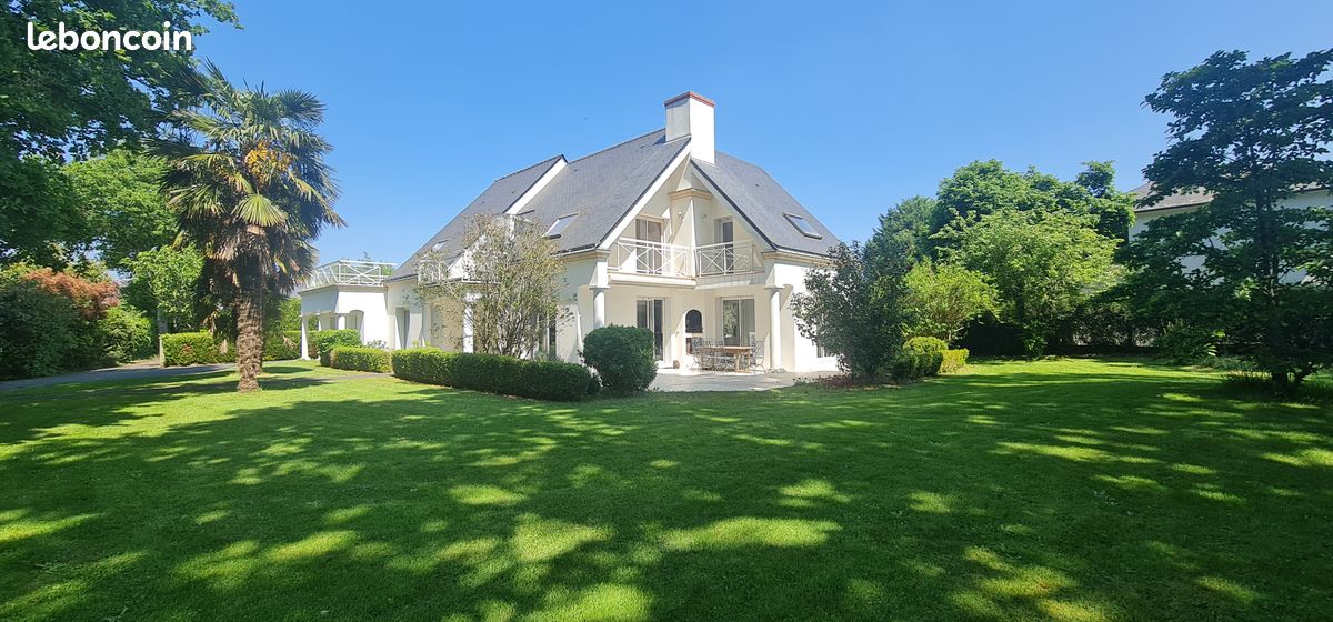 Maison 9 pièces 190 m² · à La Chapelle-sur-Erdre · 190 m² · 699 500 €