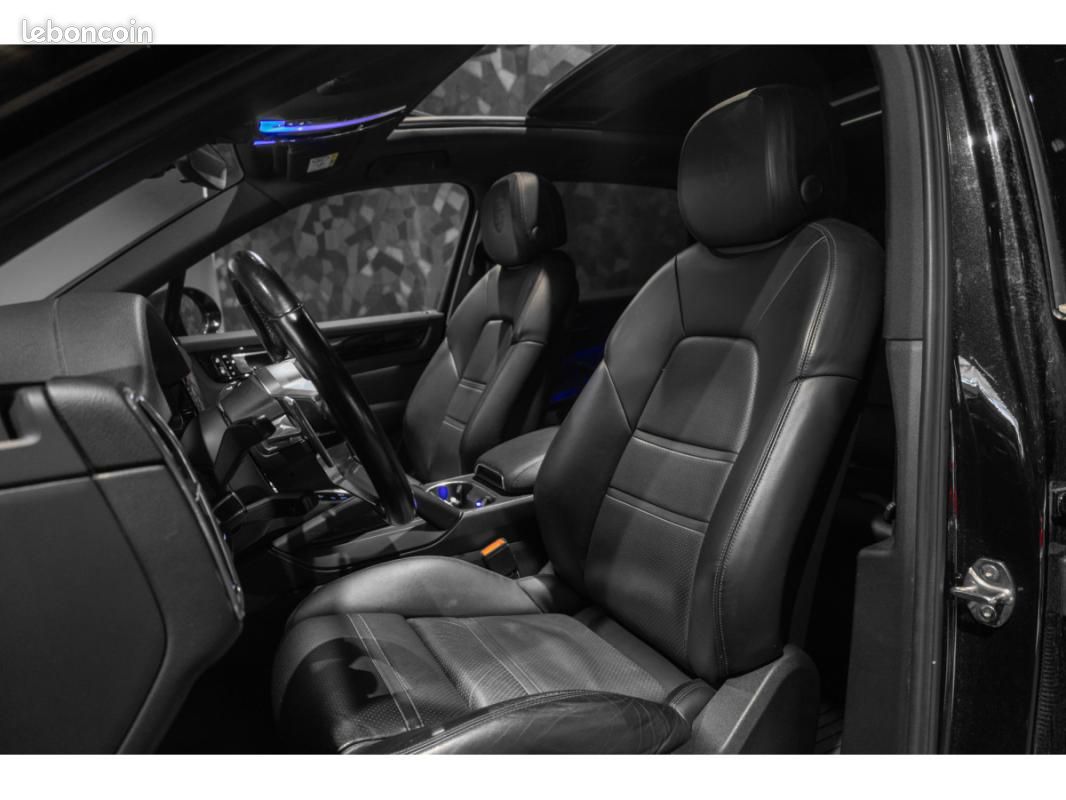 Porsche Cayenne E-Hybrid 462 CH / CHRONO Régulateur Adaptatif Toit ouvrant - panoramique Sièges c... (image 10)