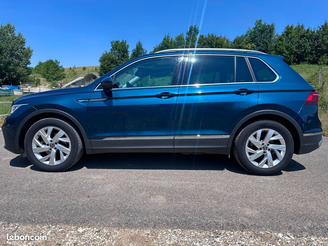 VOLKSWAGEN TIGUAN 2.0 TDI 150ch DSG7 Elegance/ GARANTIE 6 MOIS / DERNIER CT VIERGE (image 4)