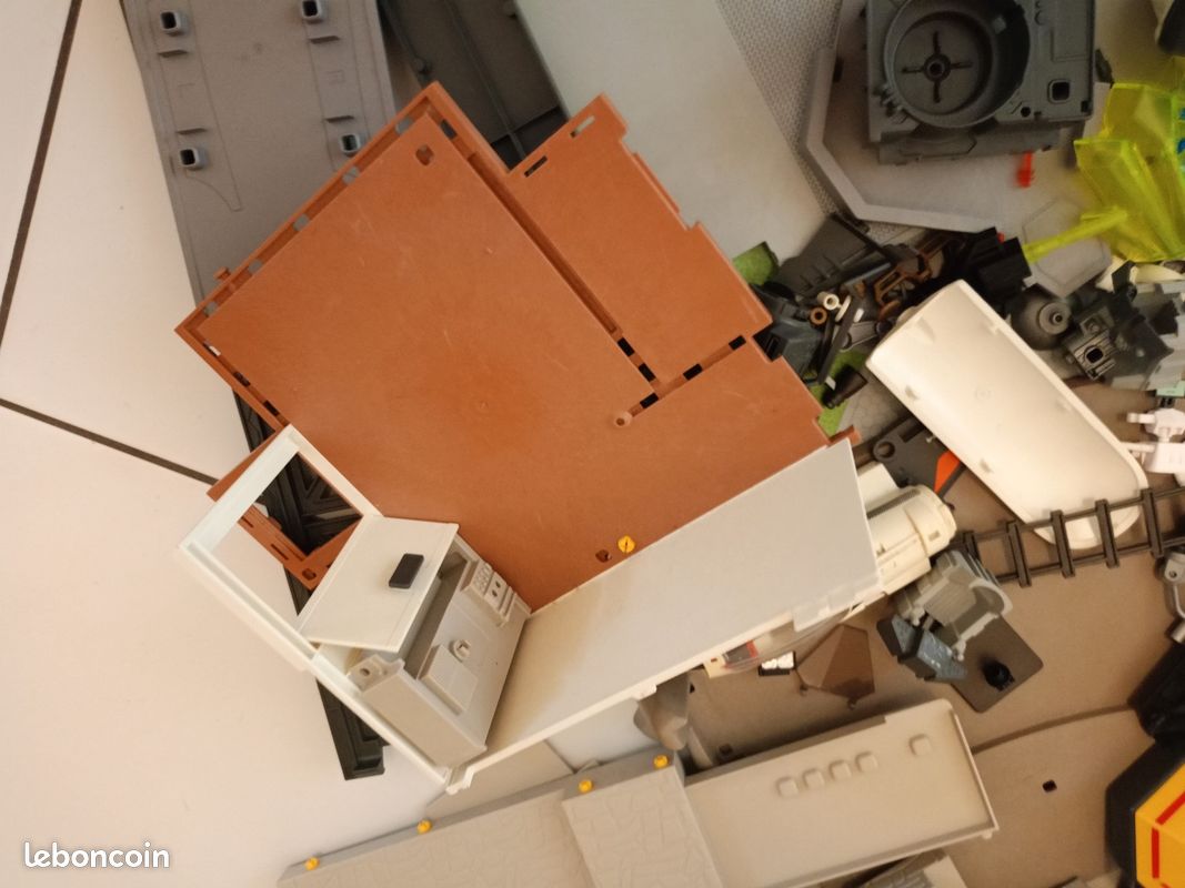 Playmobil vrac pièce détachée espace agent secret base secrète (image 11)