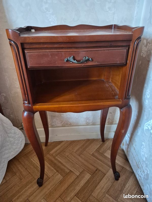 Petit meuble chevet (image 1)
