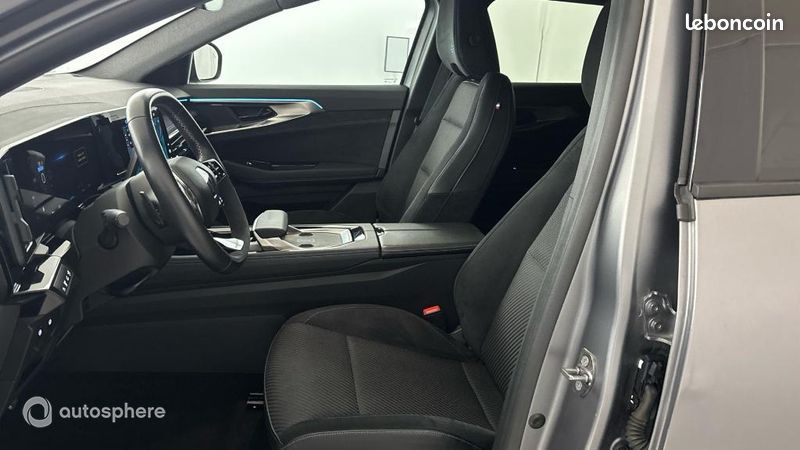 Renault Austral 1.2 E-Tech full hybrid 200ch Iconic esprit Alpine (image 12)
